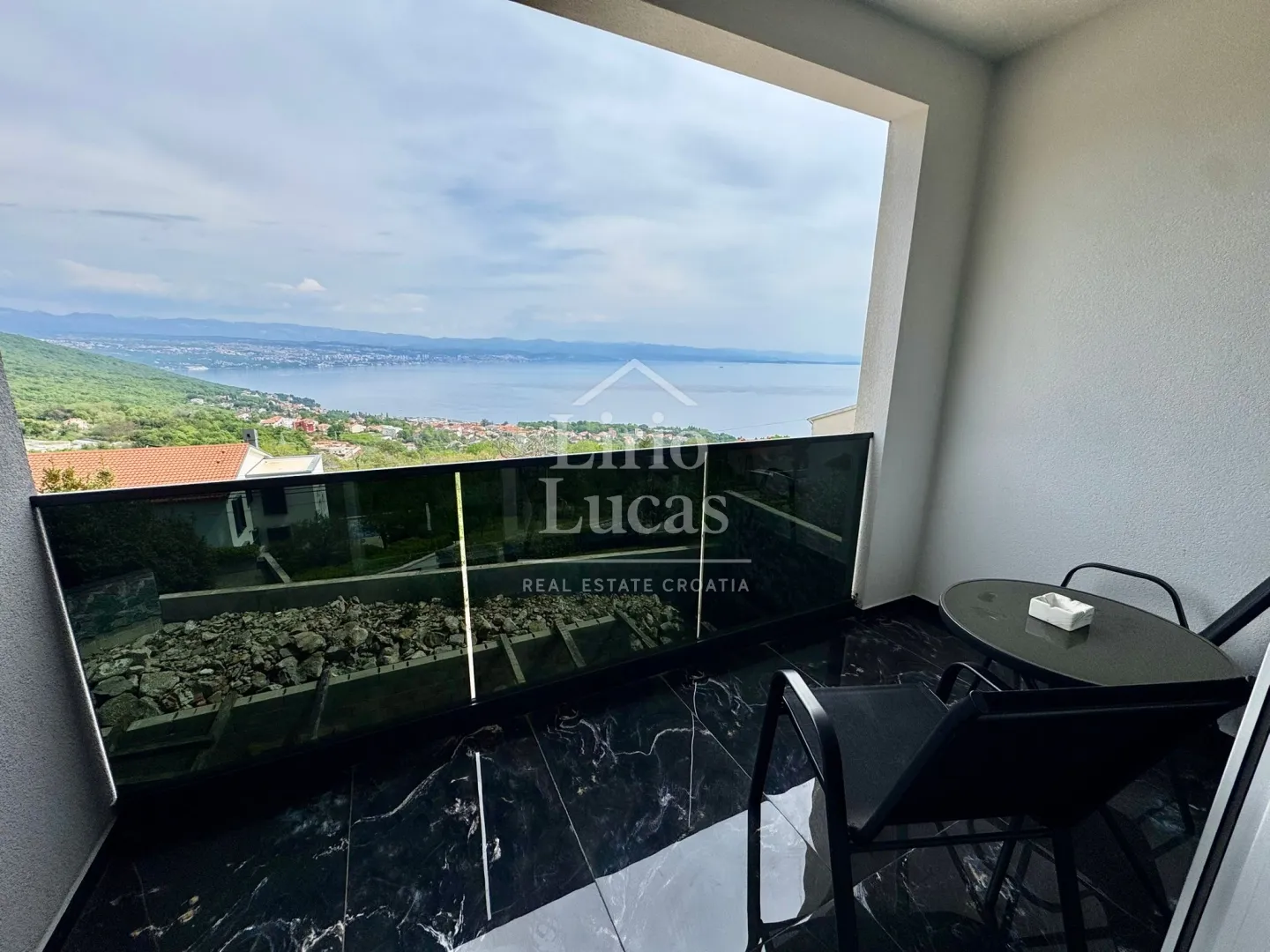 ekskluzivna zgrada površine 302m 2 s pogledom na more - lovran - slika 20