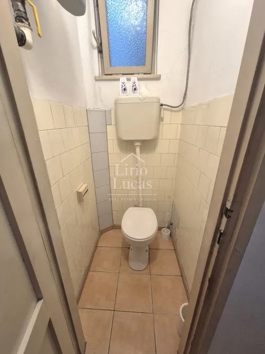 donji grad - trosoban stan za adaptaciju, 92m2 - slika 18