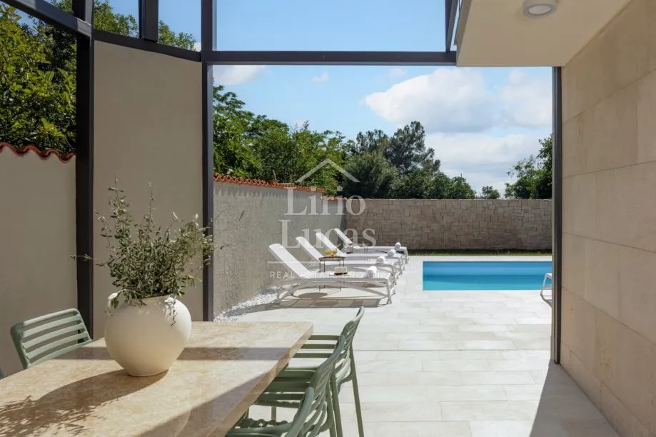 brtonigla, luksuzna vila s bazenom, 165.00 m2 - slika 6