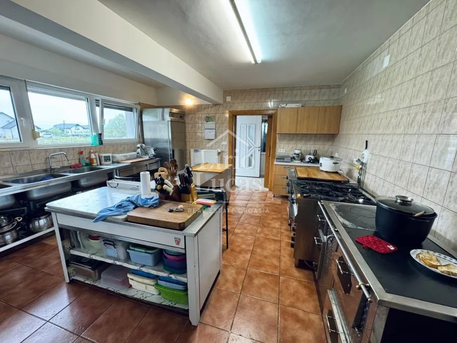 kuća drenčec 255m2, sesvete - slika 4