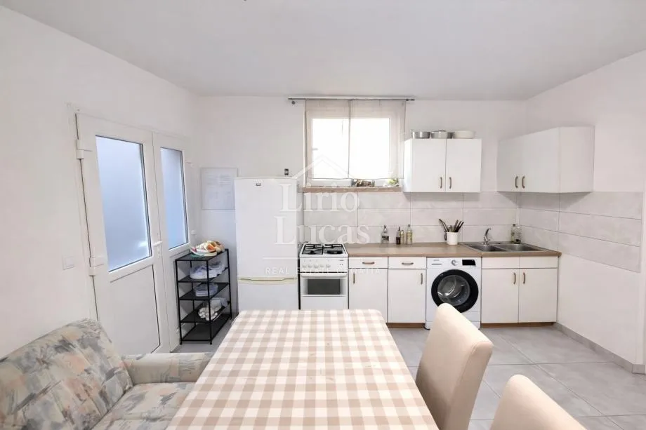 odra- novogradnja- četverosoban stan- 60m2 - slika 2
