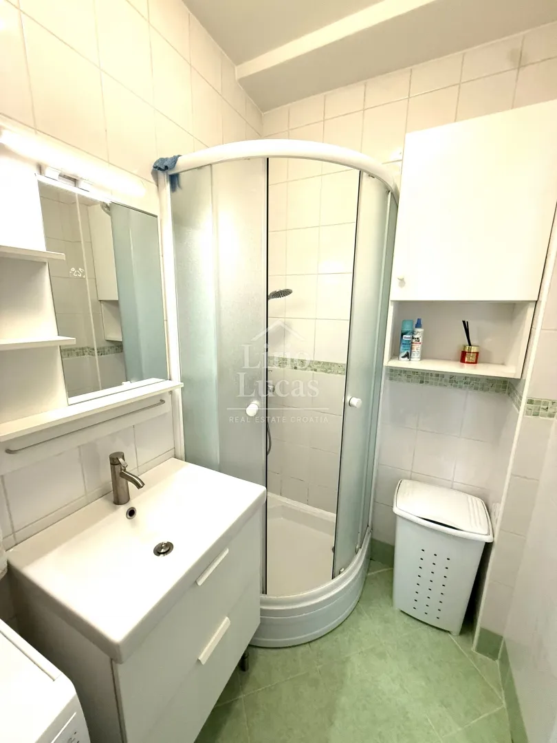zagreb centar, krešimirov trg, jednosoban stan površine 41,5 m2 - slika 9