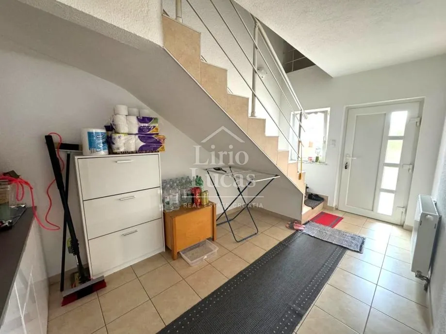 dvojna kuća budenec, sesvete 174m2 - slika 15