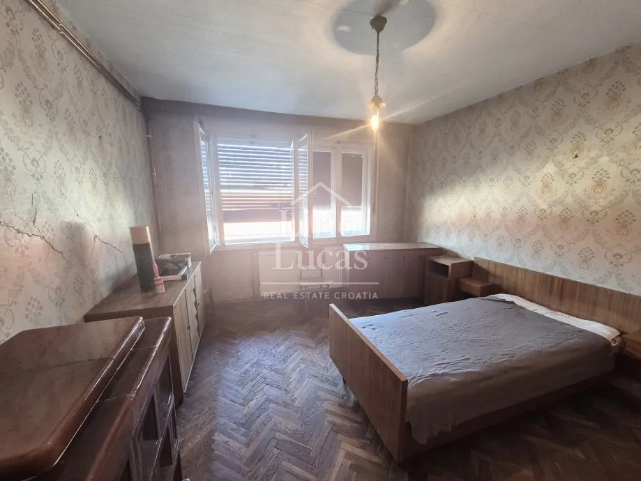 donji grad - trosoban stan za adaptaciju, 92m2 - slika 9