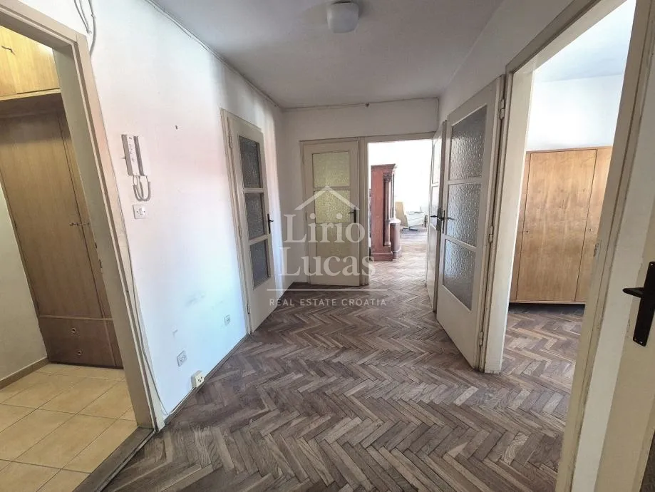 donji grad - trosoban stan za adaptaciju, 92m2 - slika 5