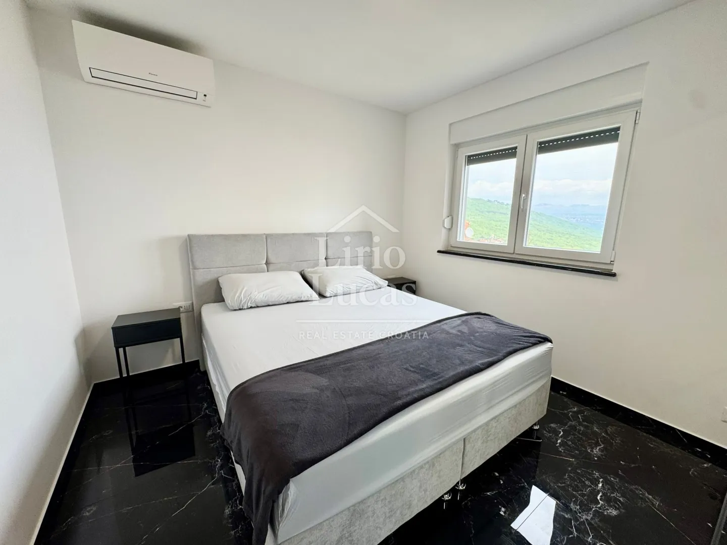 ekskluzivna zgrada površine 302m 2 s pogledom na more - lovran - slika 25