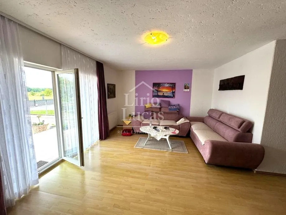 Dvojna kuća BUDENEC, SESVETE 174m2 - Budenec, Zagreb