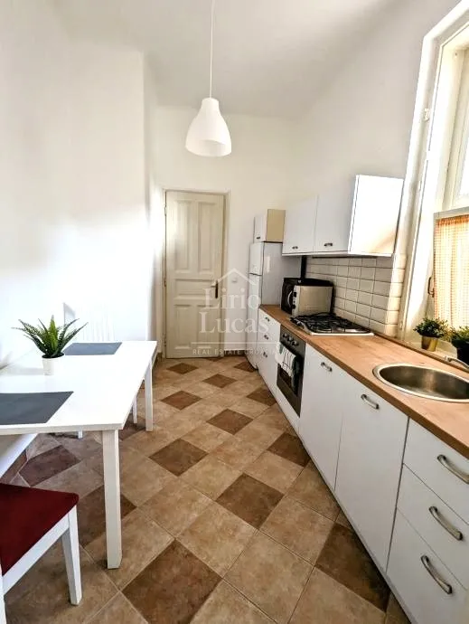 zagreb,centar-90 m2 - slika 2