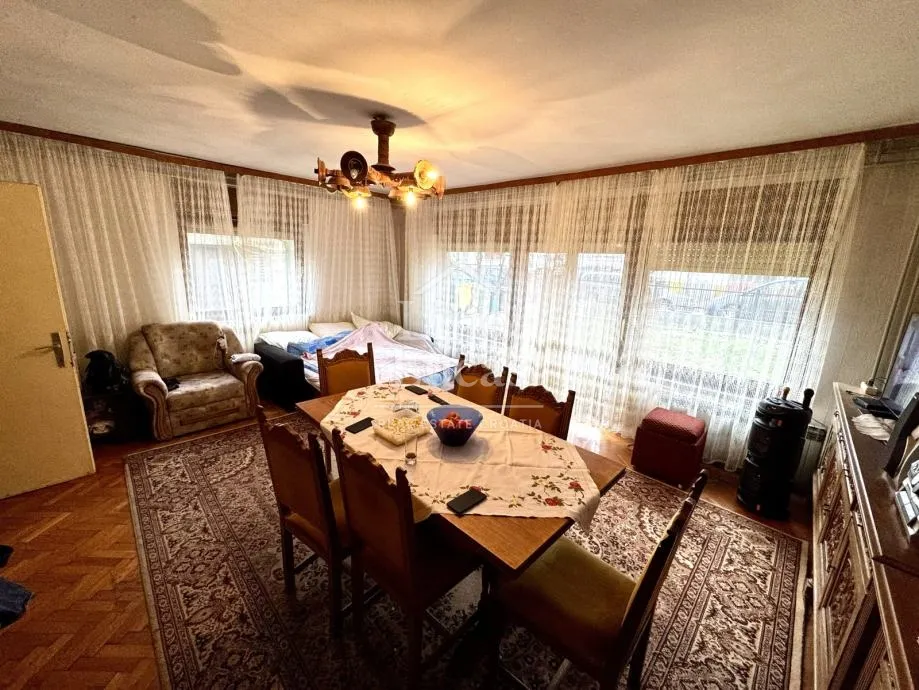 kuća: zagreb (voltino), 240.00 m2 - slika 3