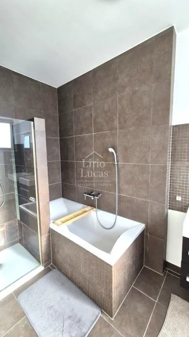 stan: zagreb (maksimir), 135.00 m2 - slika 10