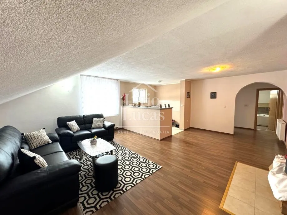 dvojna kuća budenec, sesvete 174m2 - slika 11