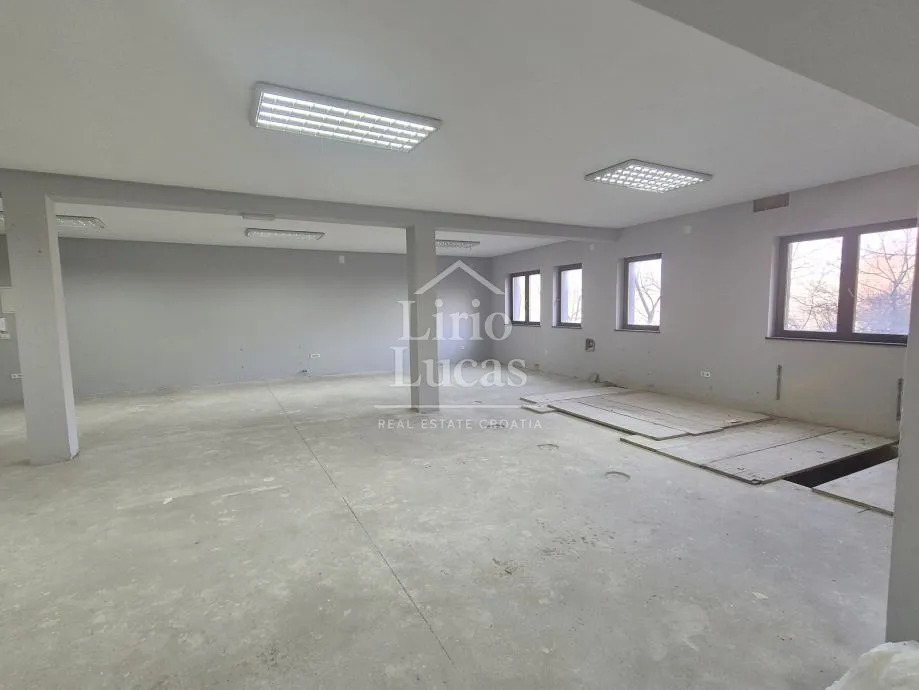 stambeno poslovni prostor 629m2 mlinovi - slika 4