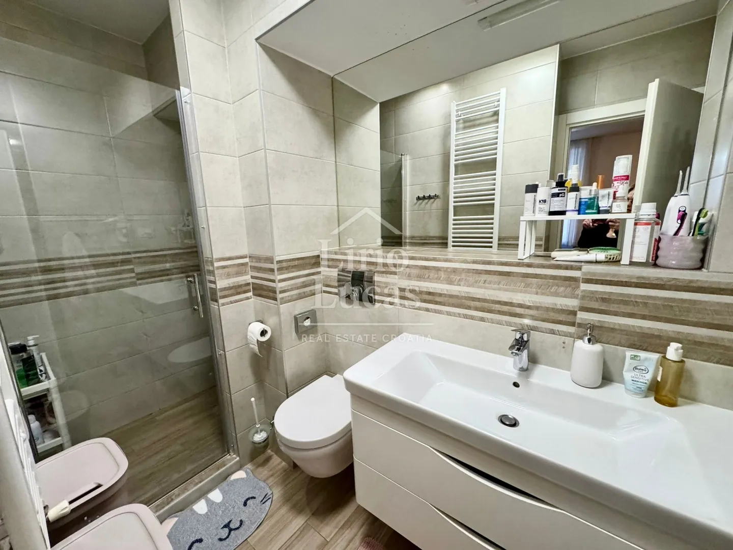 trosoban stan 87m2 petrova, maksimir - slika 10