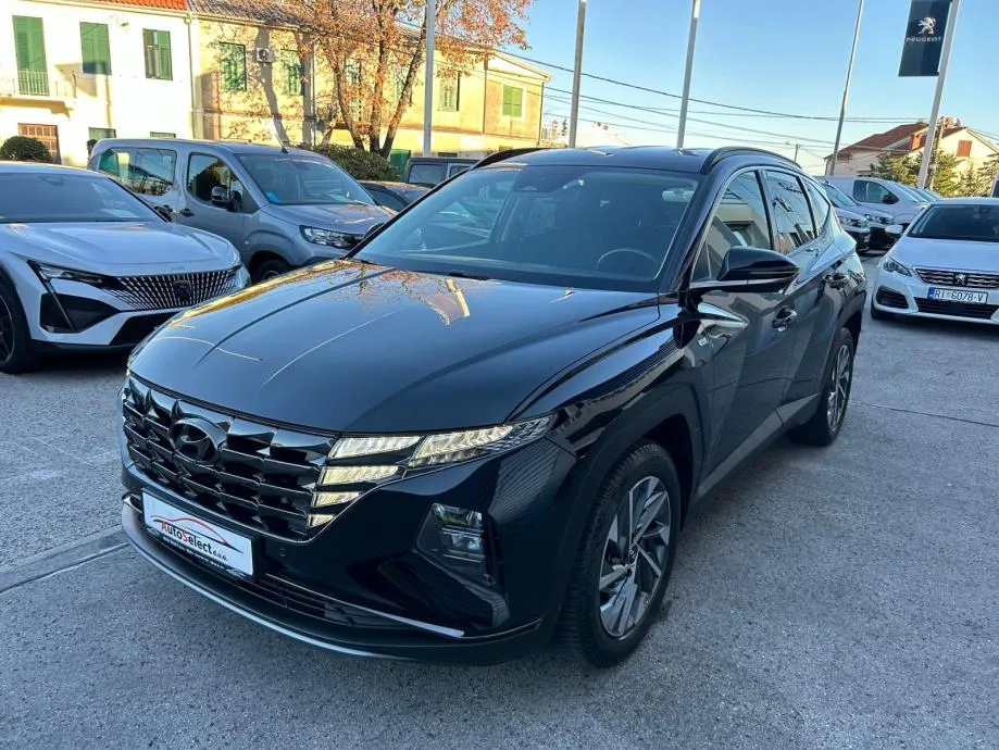 Hyundai Tucson 1,6 CRDi 48V Automatik - KAMERA - SENZORI - REG 1 GOD!! - Rijeka