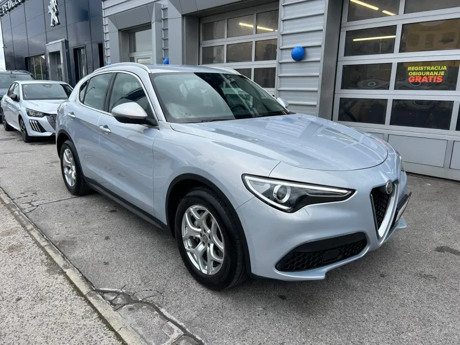 alfa romeo stelvio 2,2 jtd - 2021 - 4x4 - 145.000km - reg 1 god !!! - slika 2