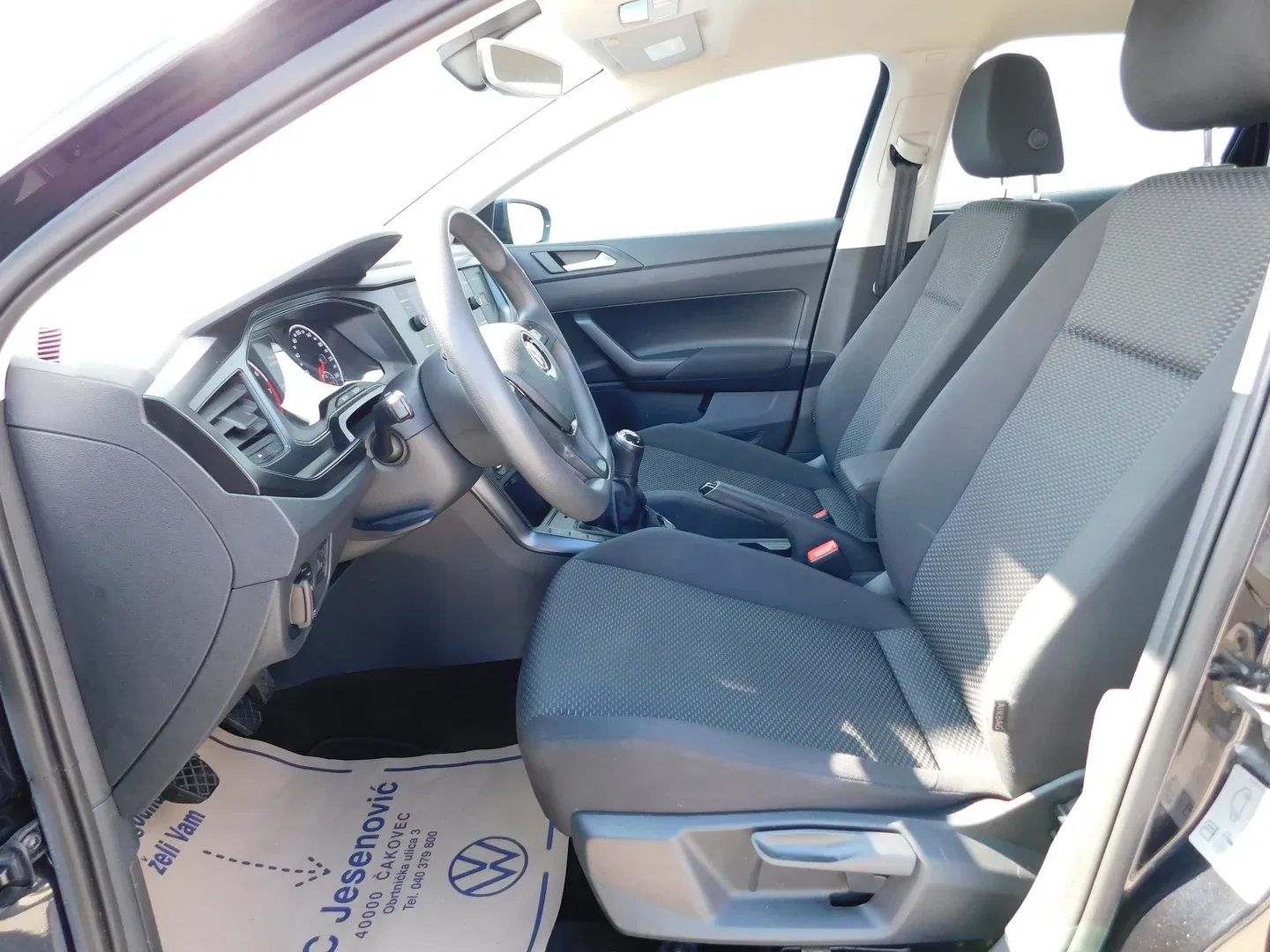 12421 volkswagen polo trendline - slika 6