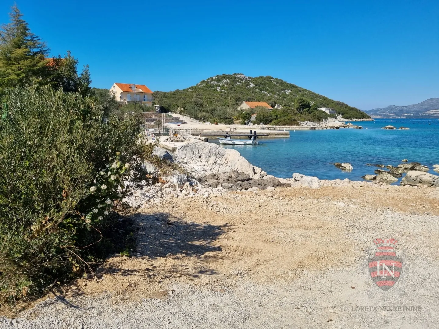 zemljište s projektom i dozvolom oko 700 m2, pelješac - slika 6