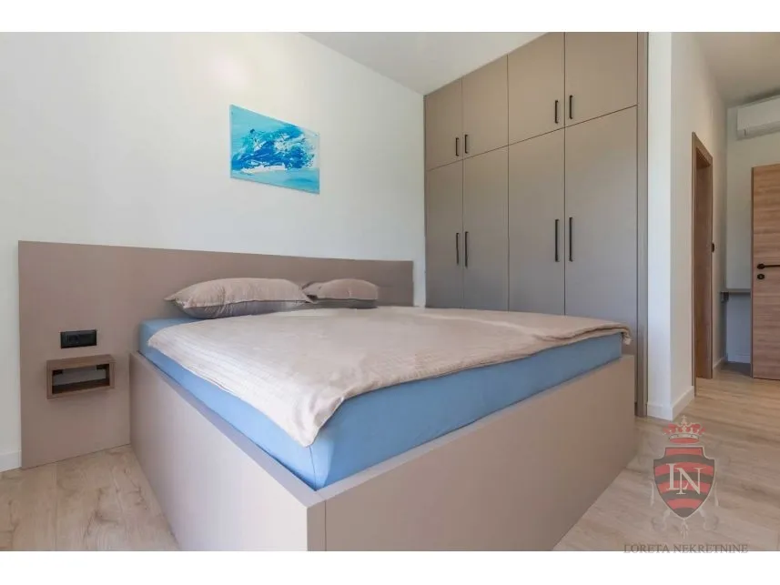 vila s bazenom na parceli od 1 300 m2, labin, istra - slika 28