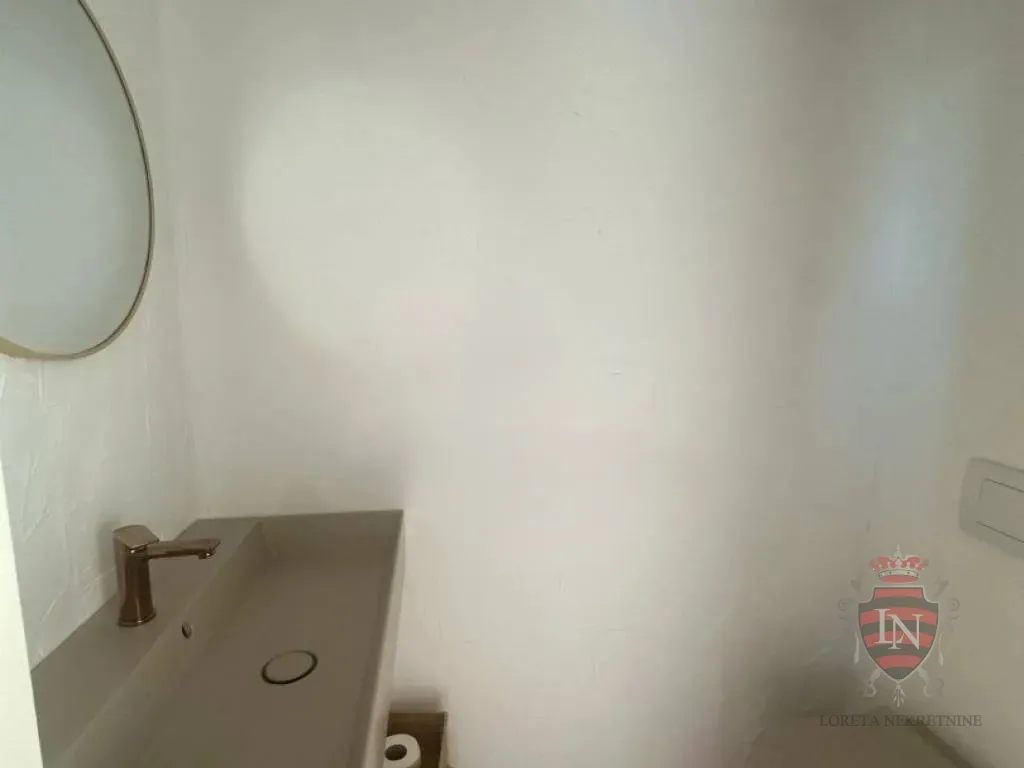kamena kuća s bazenom 160 m2, tinjan - slika 9