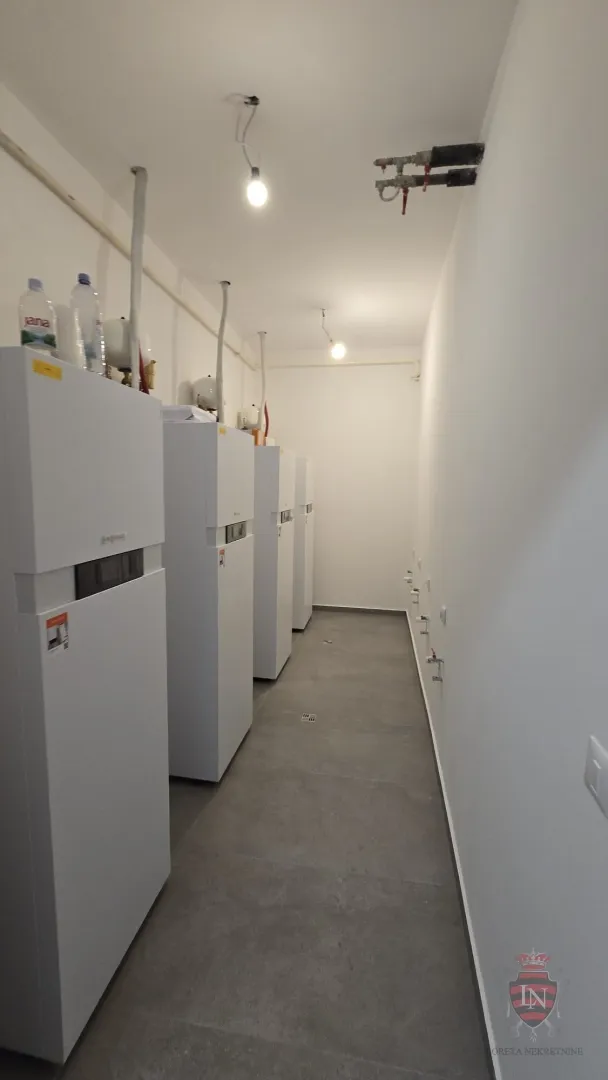 poslovni prostor - 4 stana! 262 m2, sesvete - slika 28