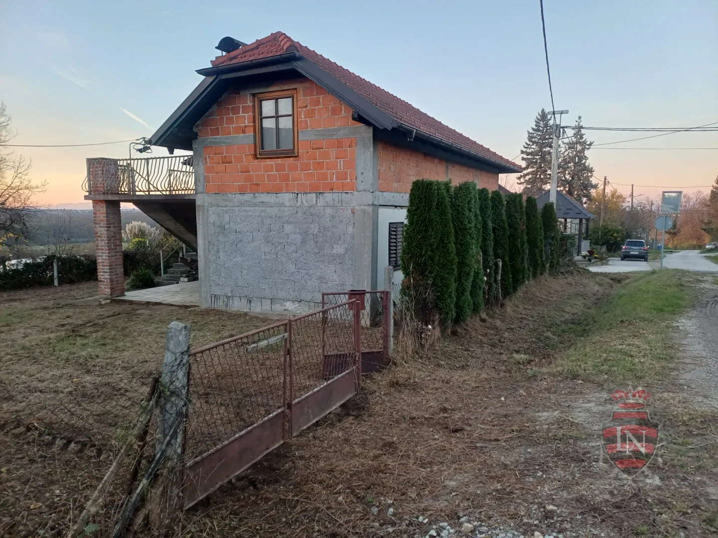 kuća sa zemljištem 700 m2 cugovec - slika 4