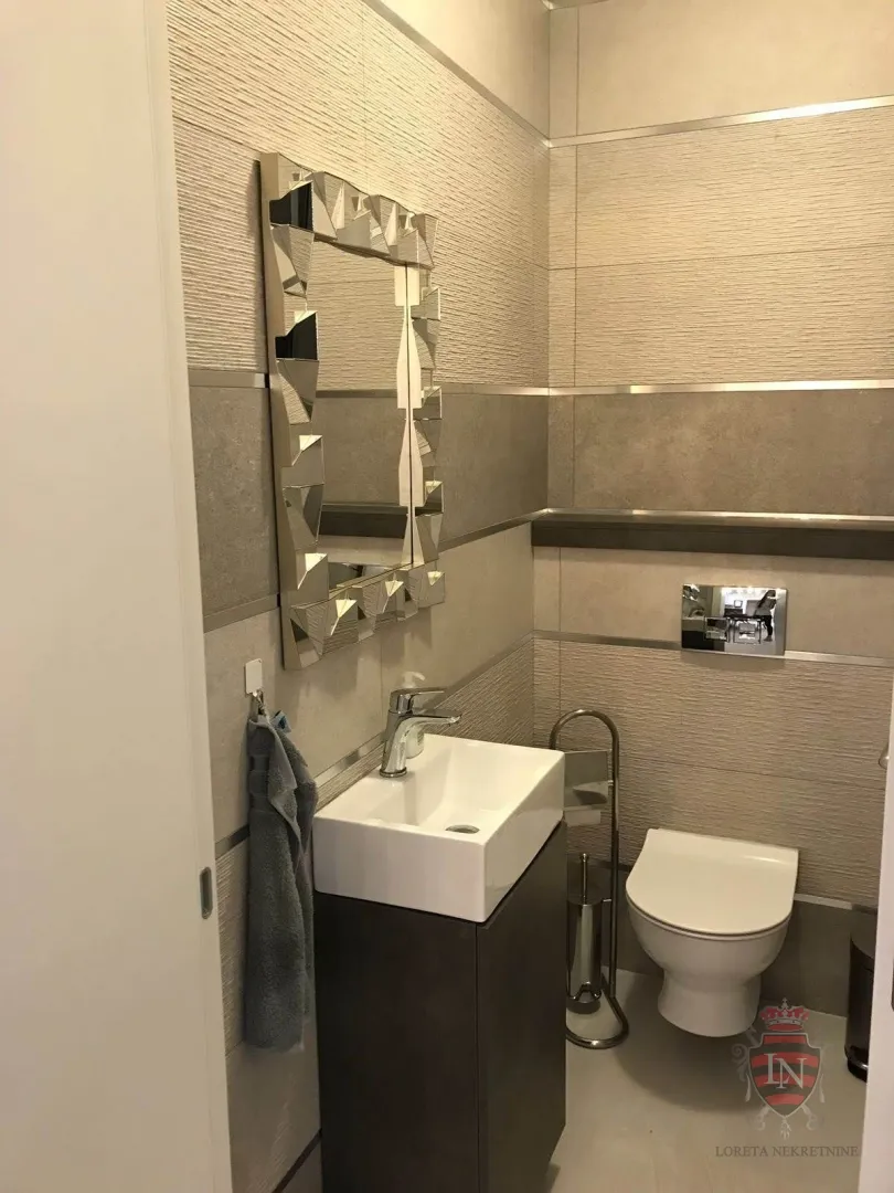 luksuzna vila 179 m2 s bazenom + okućnica, otok krk - slika 16