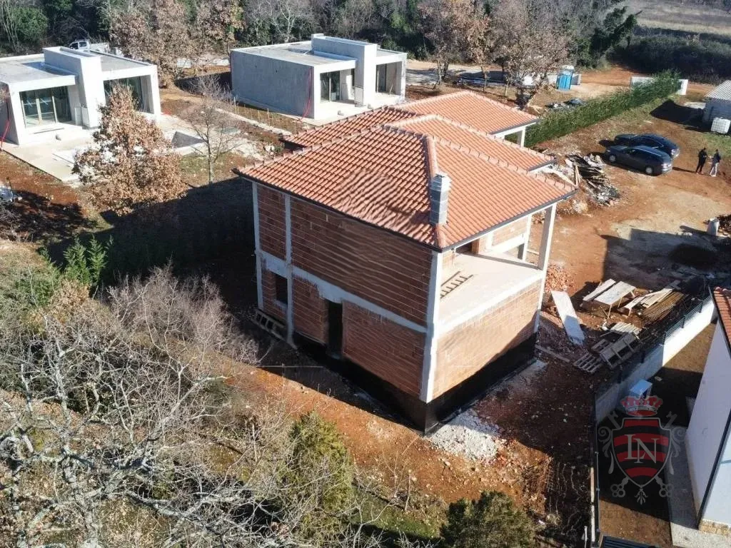 kuća s bazenom, novogradnja, poreč, 175 m2 na parceli od 762 m2 - slika 13