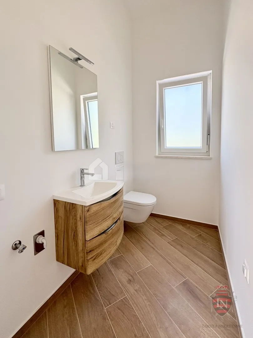 kuća s bazenom 144 m2, barban - slika 15