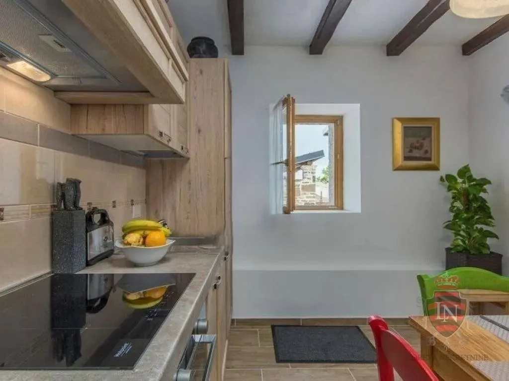 kamena kuća s bazenom 115 m2, motovun - slika 12