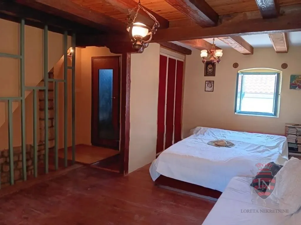 dvoetažni stan 105 m2 sa terasom, poreč - slika 12