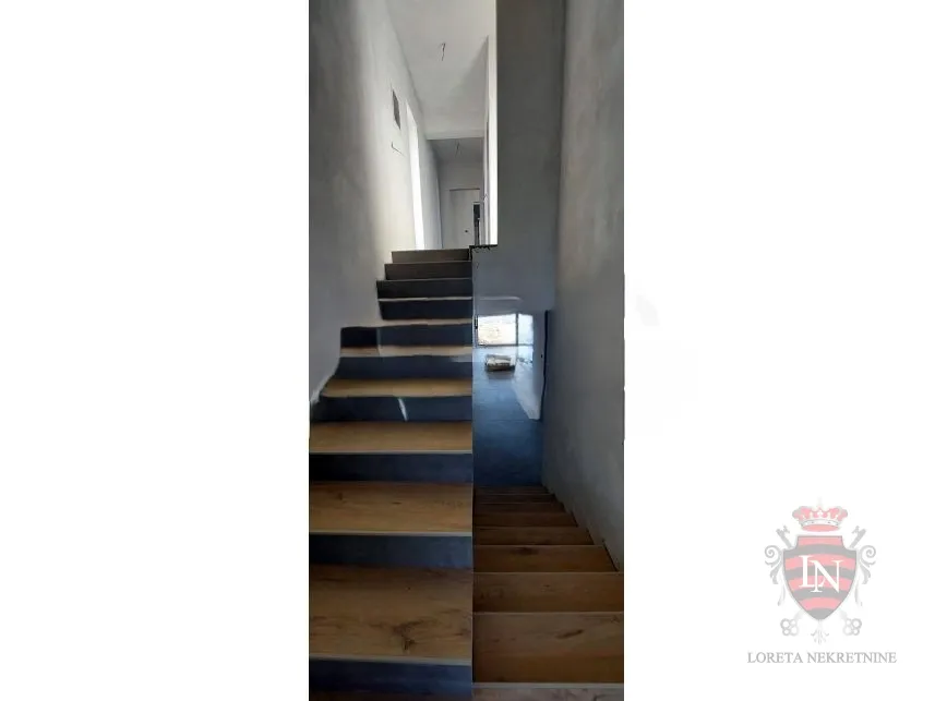 vila labin 169 m2 na parceli 1300 m2 - slika 22