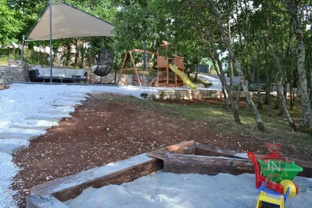 kuća s bazenom 145 m2, tinjan, istra - slika 12