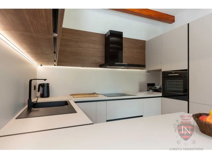 vila s bazenom na parceli od 1 300 m2, labin, istra - slika 17