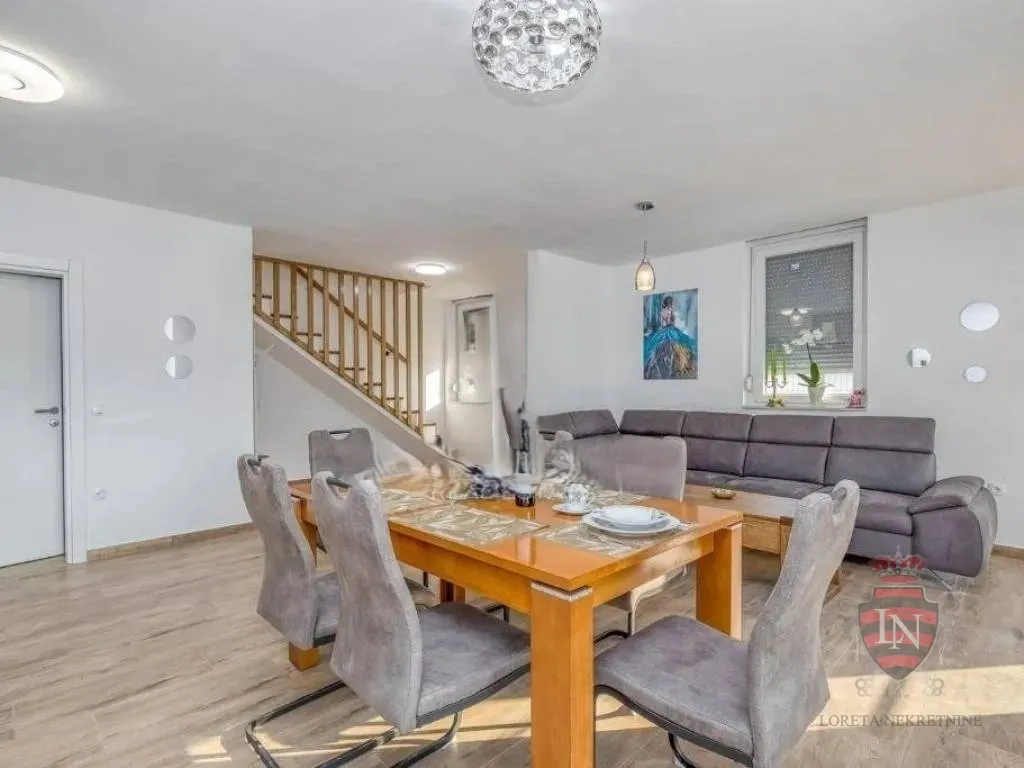 kuća s bazenom, 84 m2, tinjan - slika 21