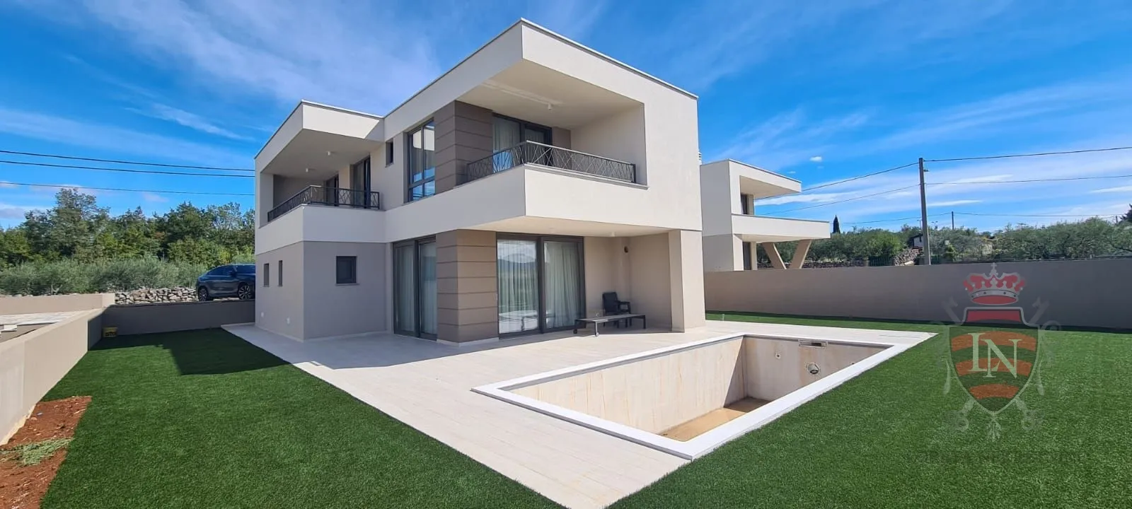moderna vila sa bazenom krk, 165 m2 + okućnica - slika 3
