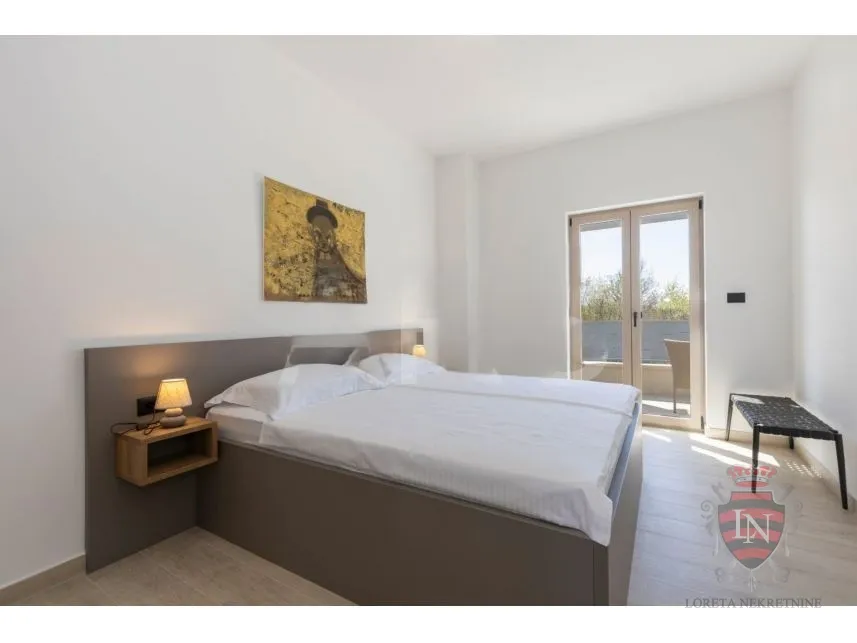 vila s bazenom, labin - slika 15