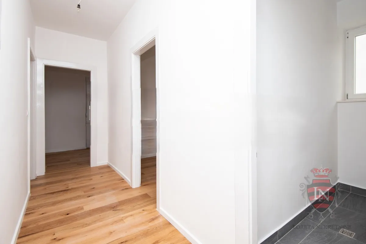 renoviran stan 80 m2, šibenik - slika 15