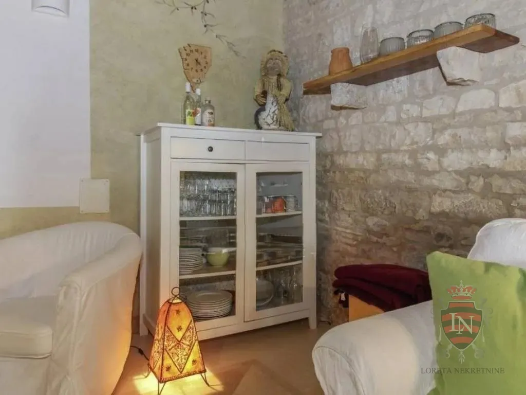 kuća s bazenom 136 m2, svetvinčenat, istra - slika 21