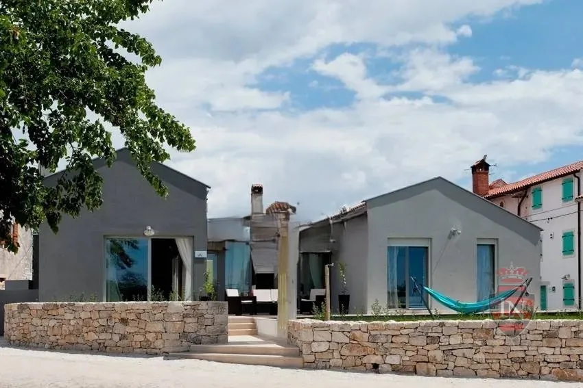kuća poreč 120 m2 na parceli od 324 m2 - slika 24