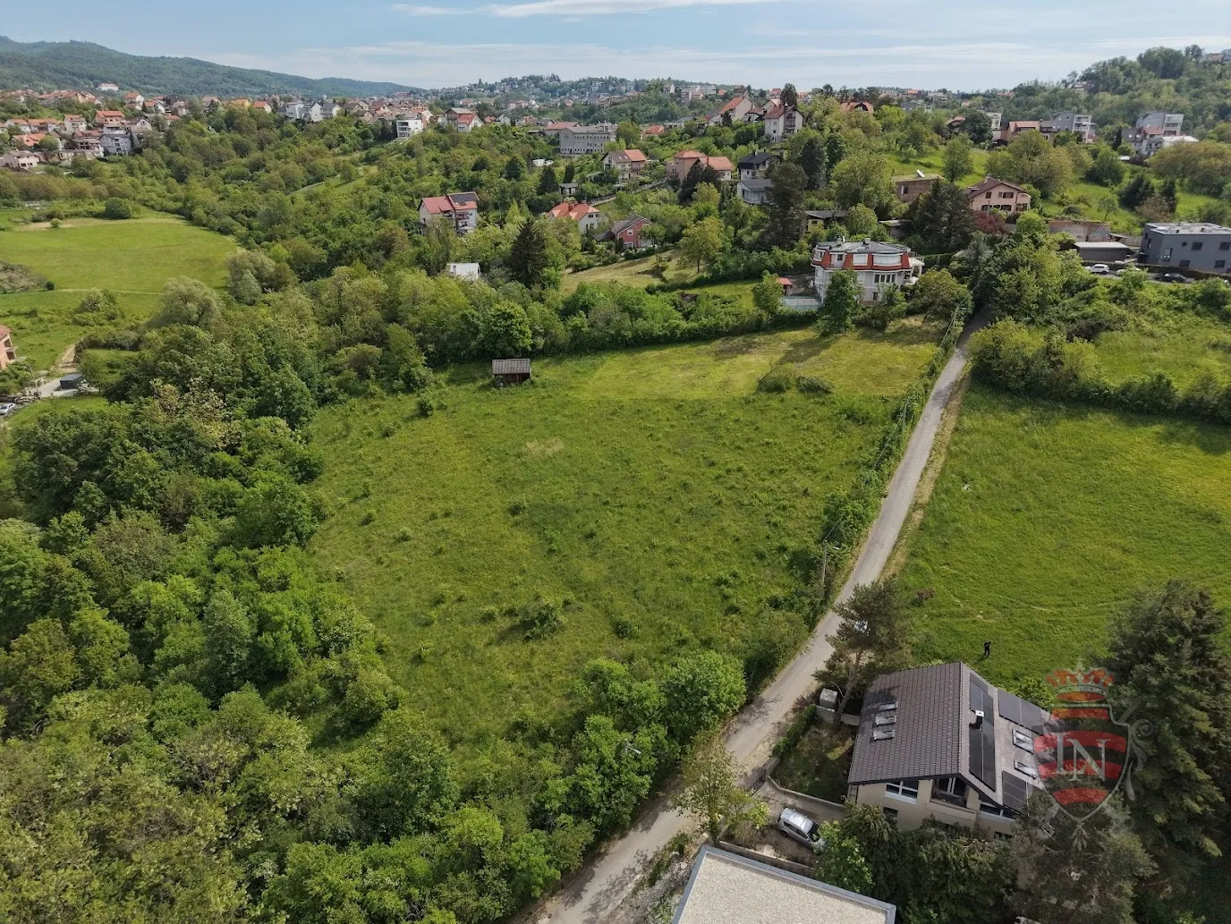 mikulići — građevinsko zemljište 734 m² | pravilan oblik, pogled i 160 €/m² - slika 13