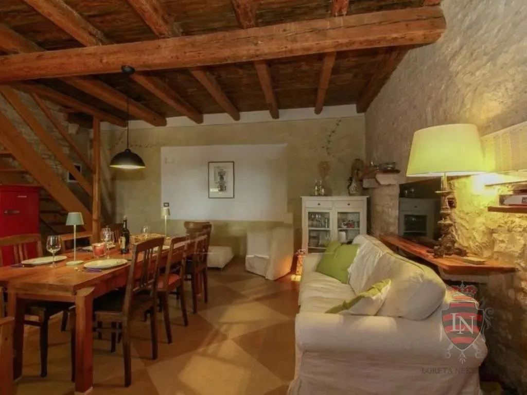 kuća s bazenom 136 m2, svetvinčenat, istra - slika 16