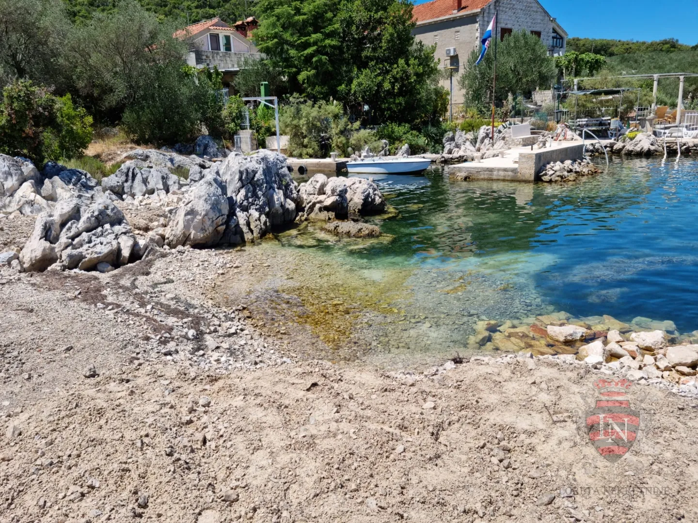 zemljište s projektom i dozvolom oko 700 m2, pelješac - slika 2