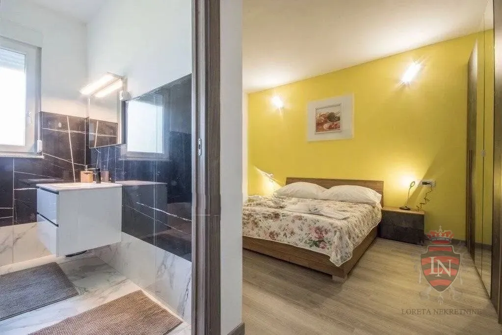 kuća s bazenom 270 m2, labin - slika 19