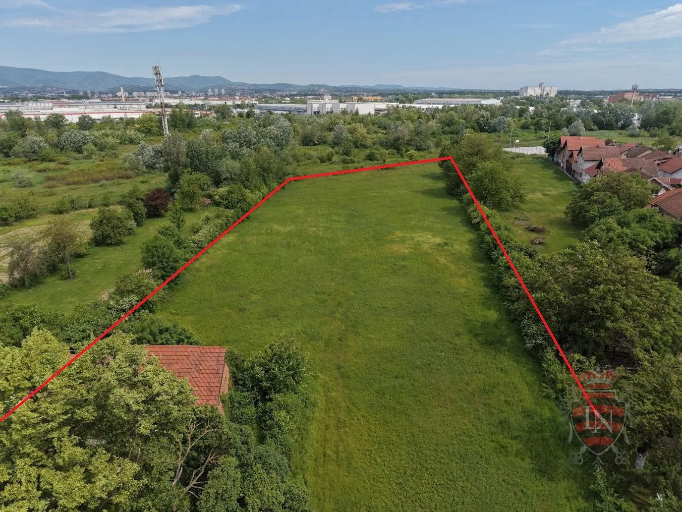 razvojna lokacija uz slavonska avenija | 8.308 m² | m1 / m2 | pravilan oblik | mogućnost okrupnjavanja - slika 2