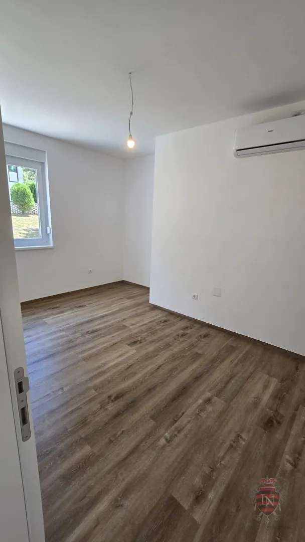 poslovni prostor - 4 stana! 262 m2, sesvete - slika 5