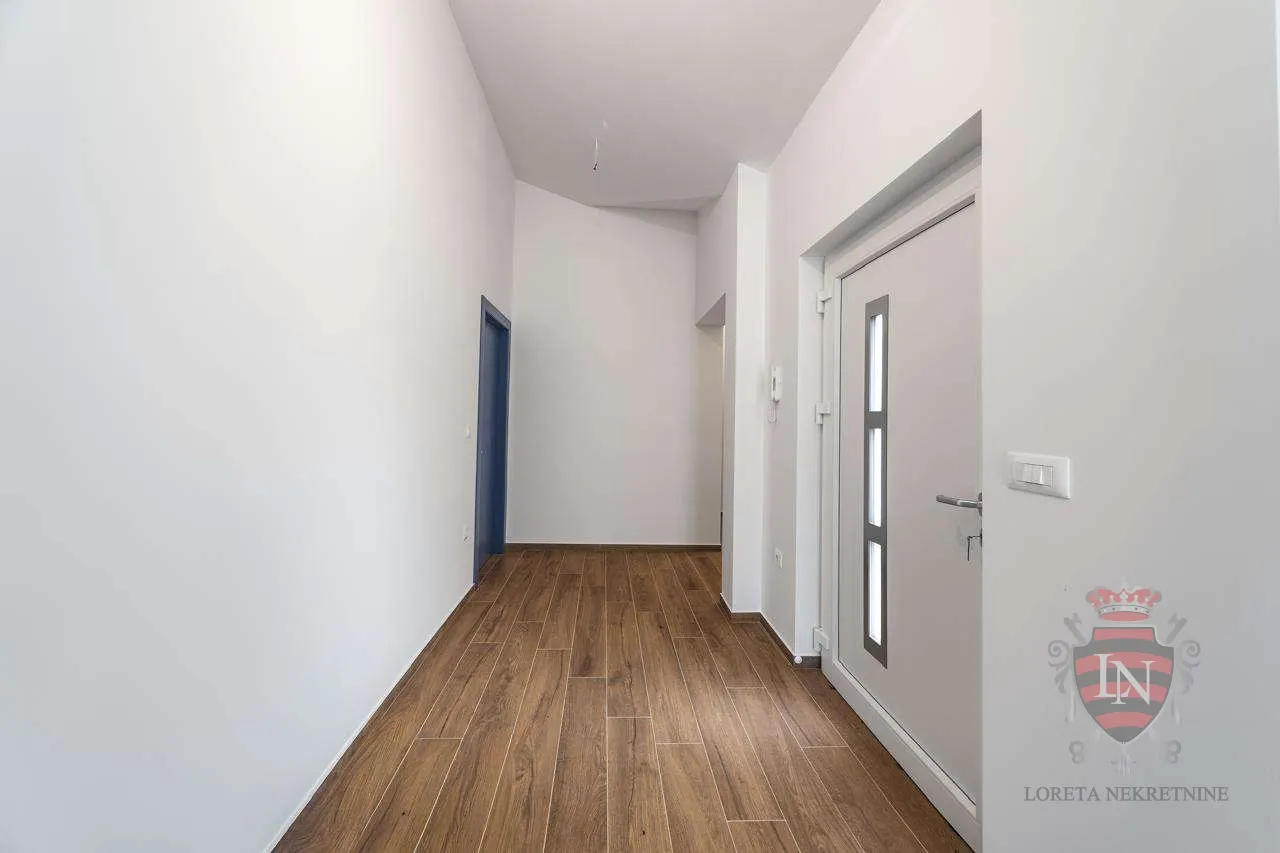 kuća s bazenom 144 m2, barban - slika 23