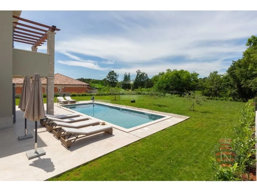 vila s bazenom na parceli od 1 300 m2, labin, istra - slika 5