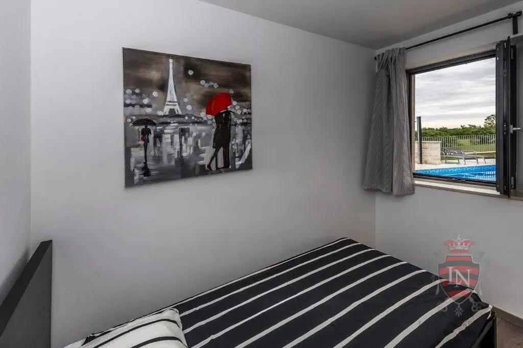 kuća s bazenom 145 m2, tinjan, istra - slika 20