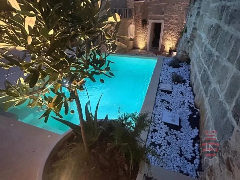 kamena kuća s bazenom 160 m2, tinjan - slika 5