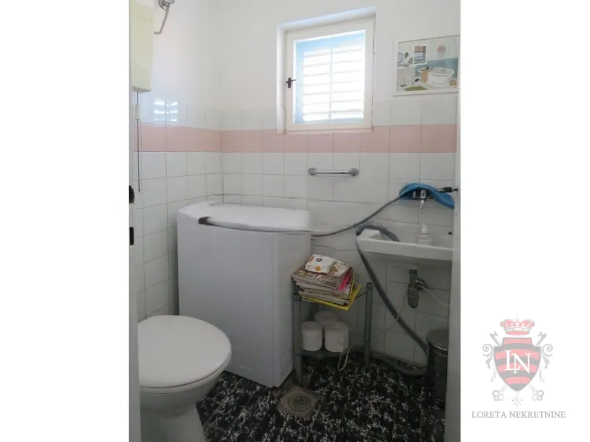 renovirana kuća 110 m2 labin, istra - slika 12